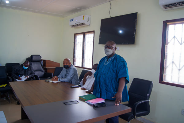 THE DEPUTY MINISTER FOR LOCAL GOVERNMENT AND RURAL DEVELOPMENT, HON. O.B. AMOAH THIS AFTERNOON PAID A WORKING VISIT TO THE ABLEKUMA NORTH MUNICIPAL ASSEMBLY.