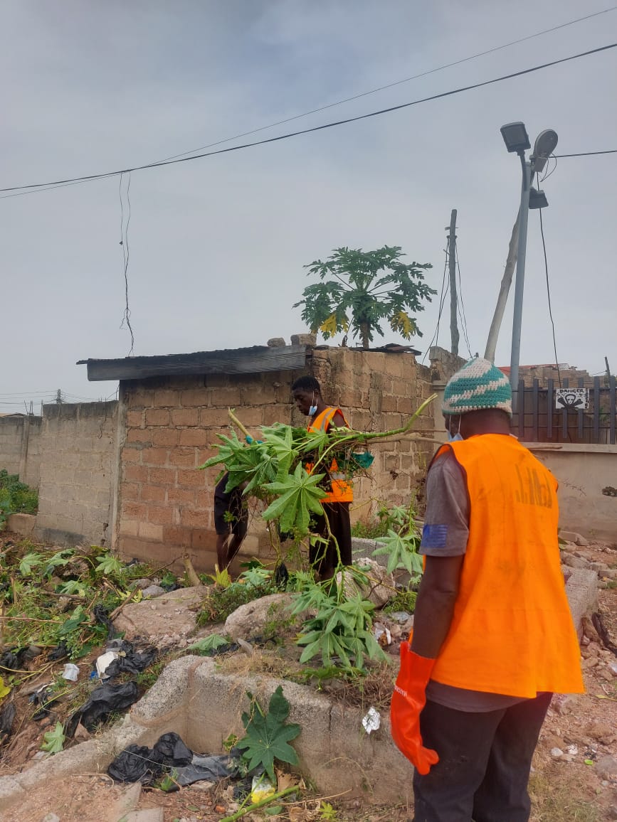 ABLEKUMA NORTH ASSEMBLY HOLDS CLEAN - UP EXERCISE AHEAD OF RAINING SEASON