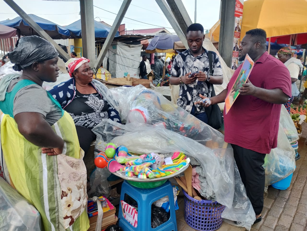 THE DEPARTMENT OF SOCIAL WELFARE AND COMMUNITY DEVELOPMENT EDUCATE MARKET WOMEN ON CHILD LABOR AWARENESS